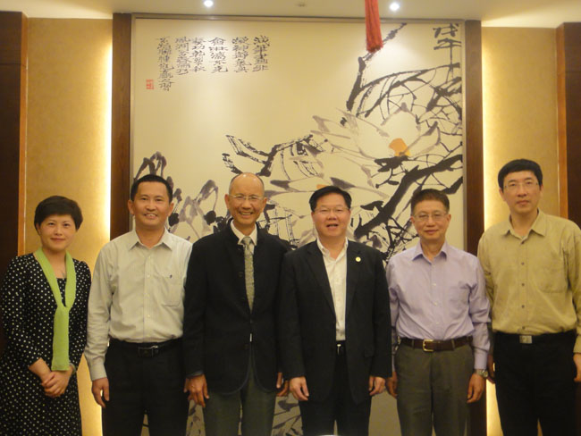 Steve Kay (Guo Zhongxin), Chairman American Kay Family Foundation, Visited XMU